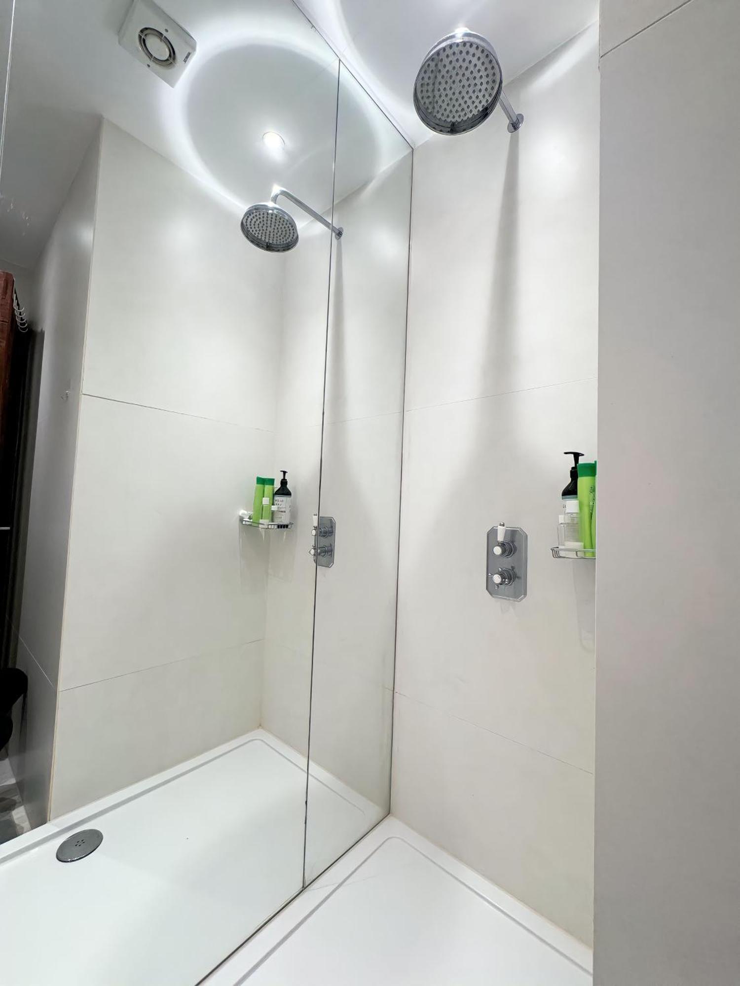 The Kensington Heights Apartment London Exterior photo