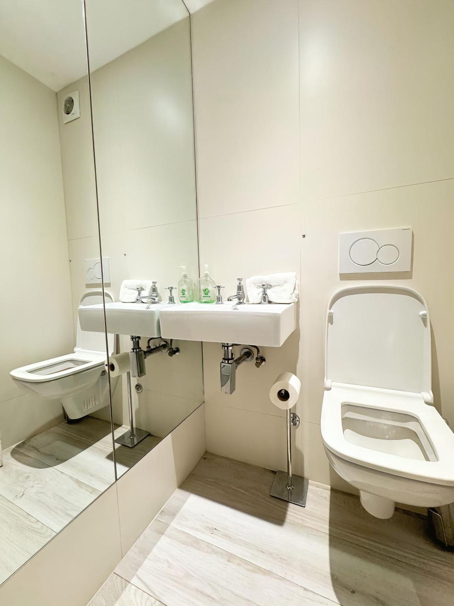The Kensington Heights Apartment London Exterior photo